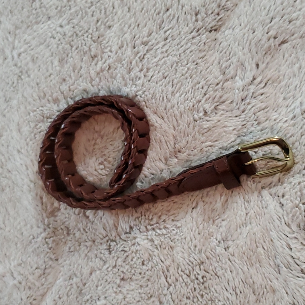 Genuine Leather Child's Brown Belt-Design allows Fit of waist up to 25"-EUC